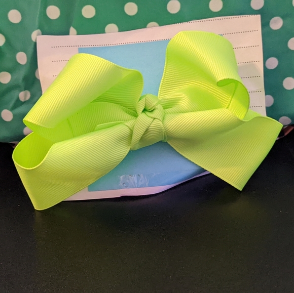 Bows - Picture 5 of 5